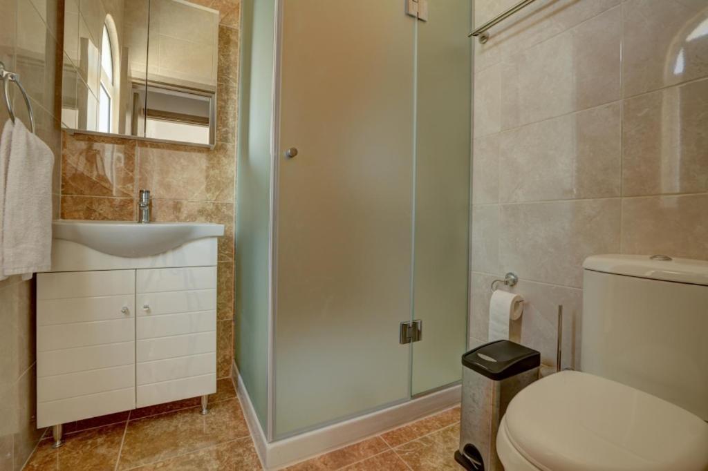 Villa Mario - 2Min Walk From Kapparis Beach Paralimni Eksteriør billede